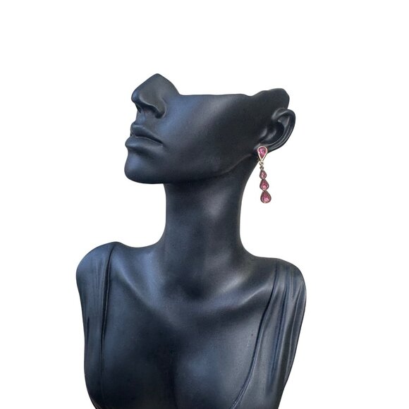 Vintage Monet Gold-Tone Pink Teardrop Dangle Earrings - Picture 8 of 11